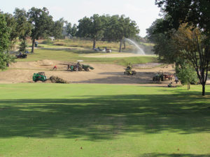 The year-long, $3 million renovation at Oaks CC created a short-term need to replace utility vehicles, a longer-range need to obtain new rough mowers, and prompted the course management team to revisit the lease-vs.-buy question. 