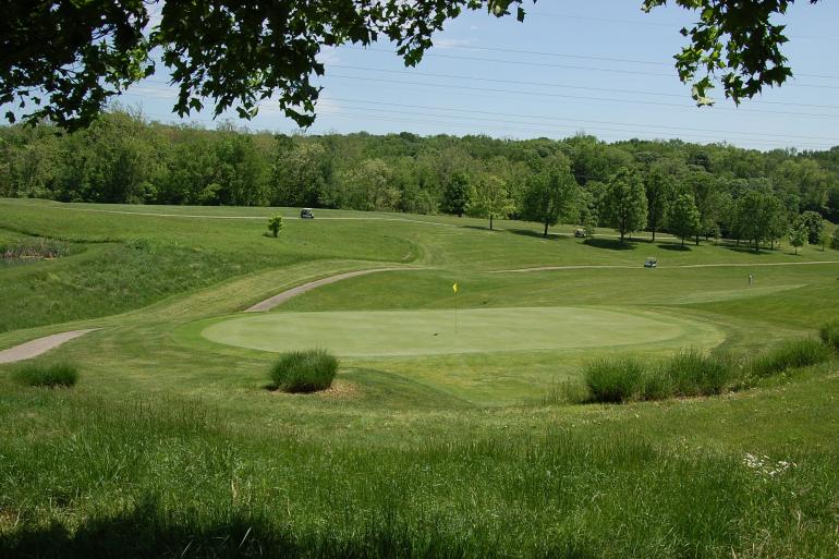 Shawnee Lookout, Cincinnati, Ohio Golf course information and reviews.